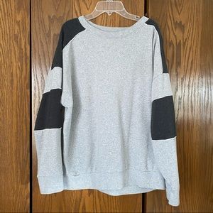 American Eagle pullover sweatshirt